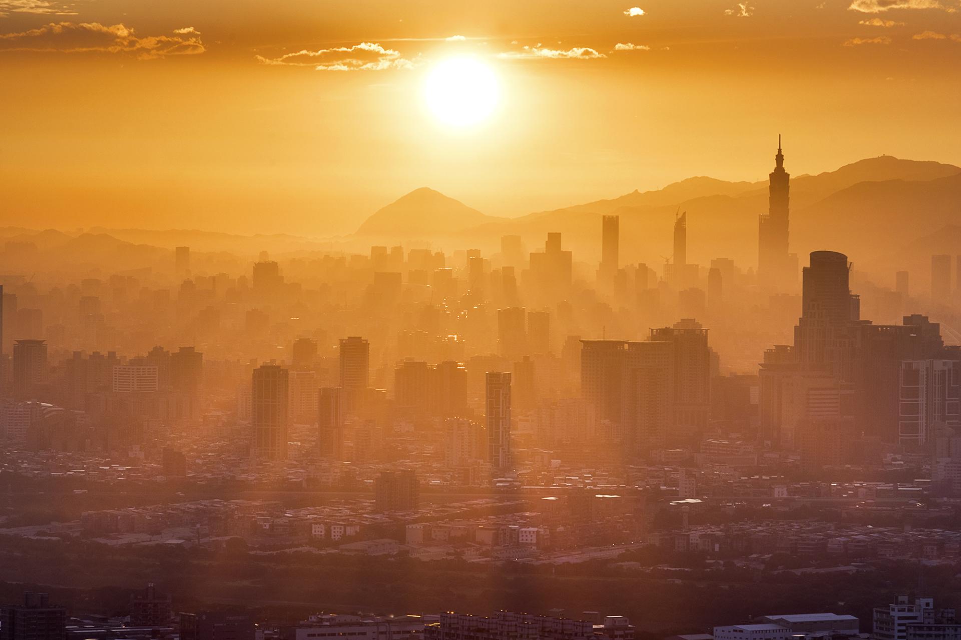 Global Photography Awards Winner - City Light and Shadow