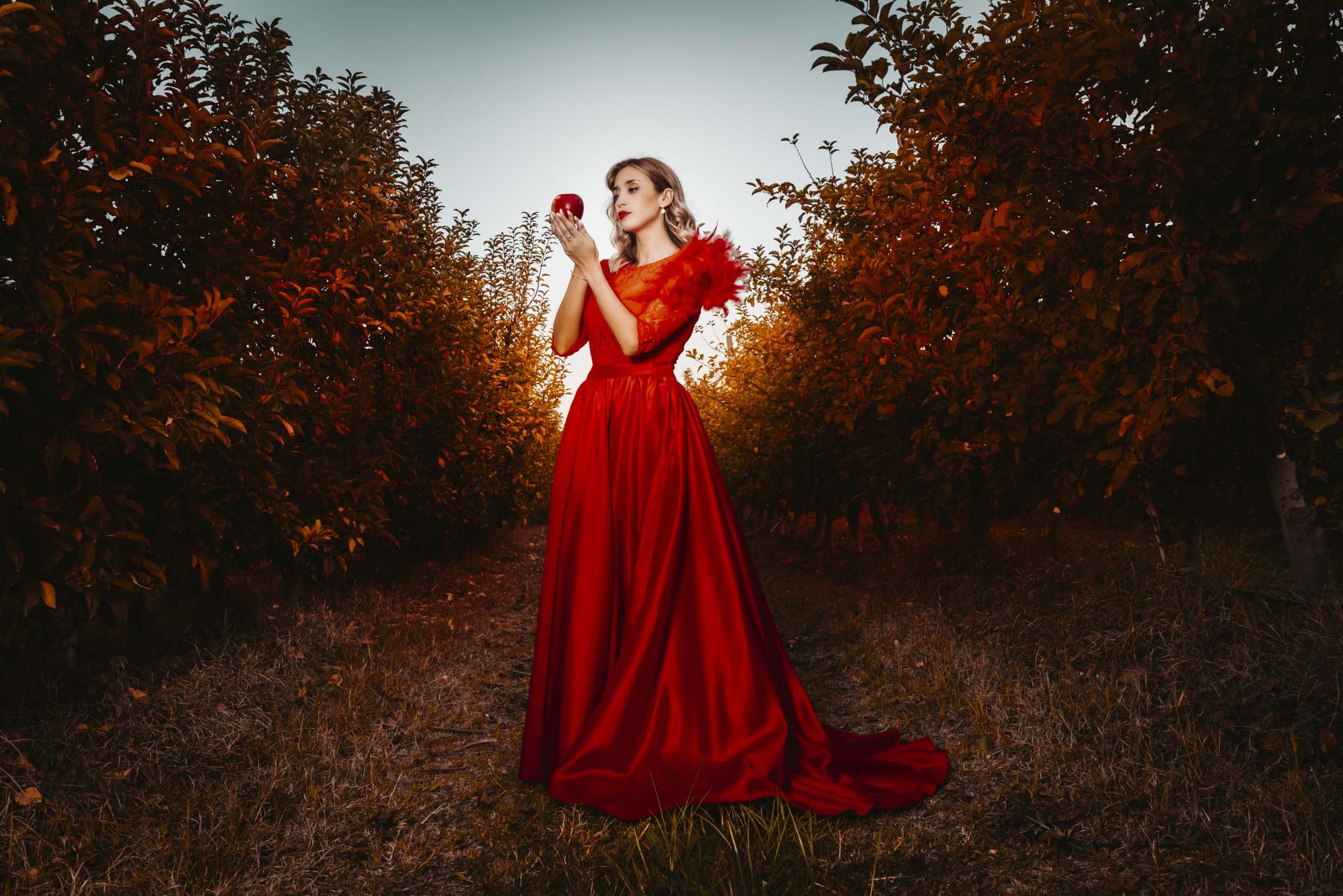 Global Photography Awards Winner - Caperucita