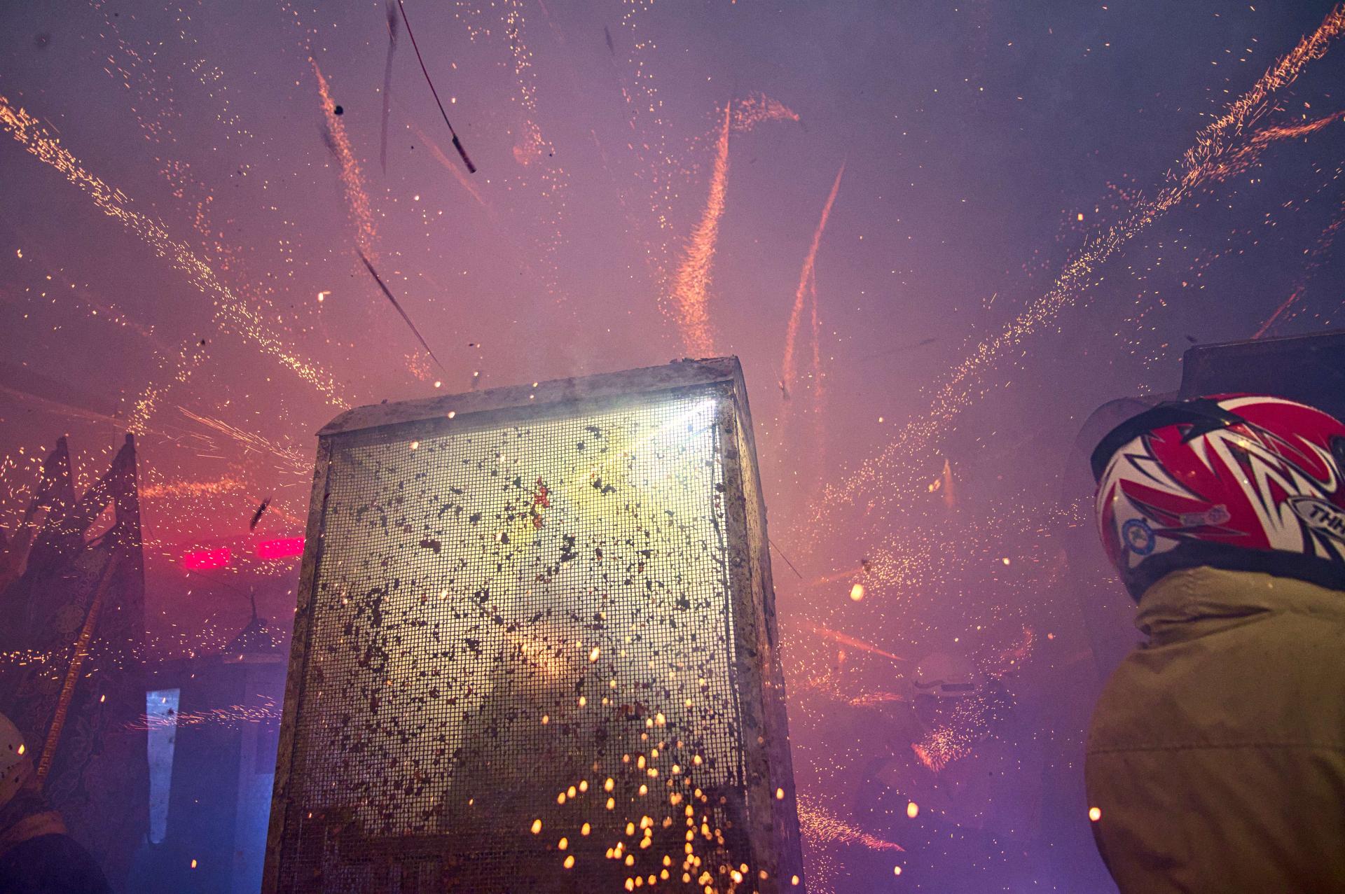 Global Photography Awards Winner - 鹽水蜂炮