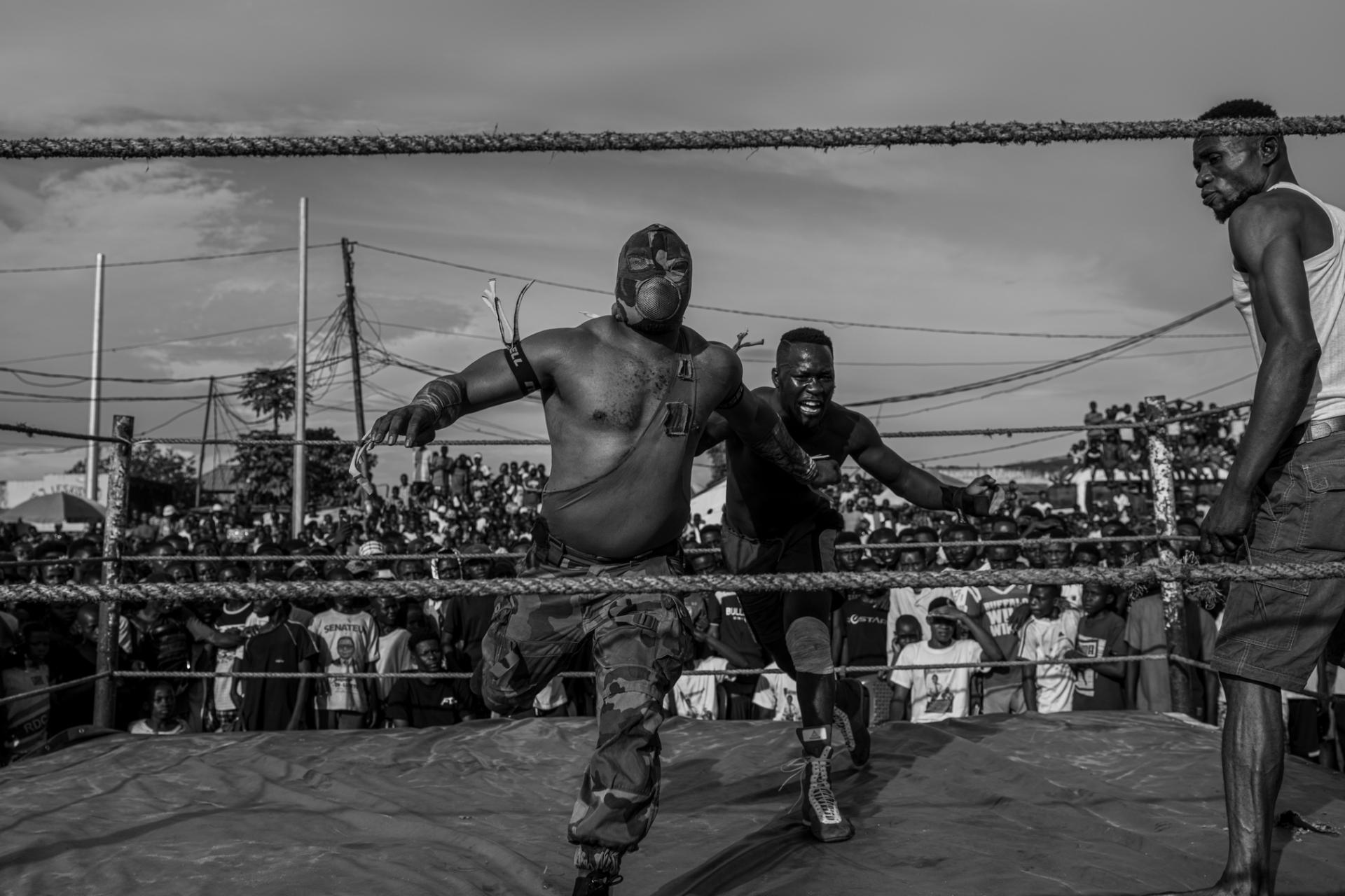 Global Photography Awards Winner - Woodoo wrestling, GRC