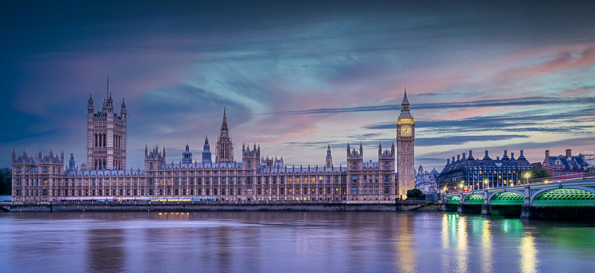 Global Photography Awards Winner - Parliament and Elizabeth Tower Blue Hour Panorama