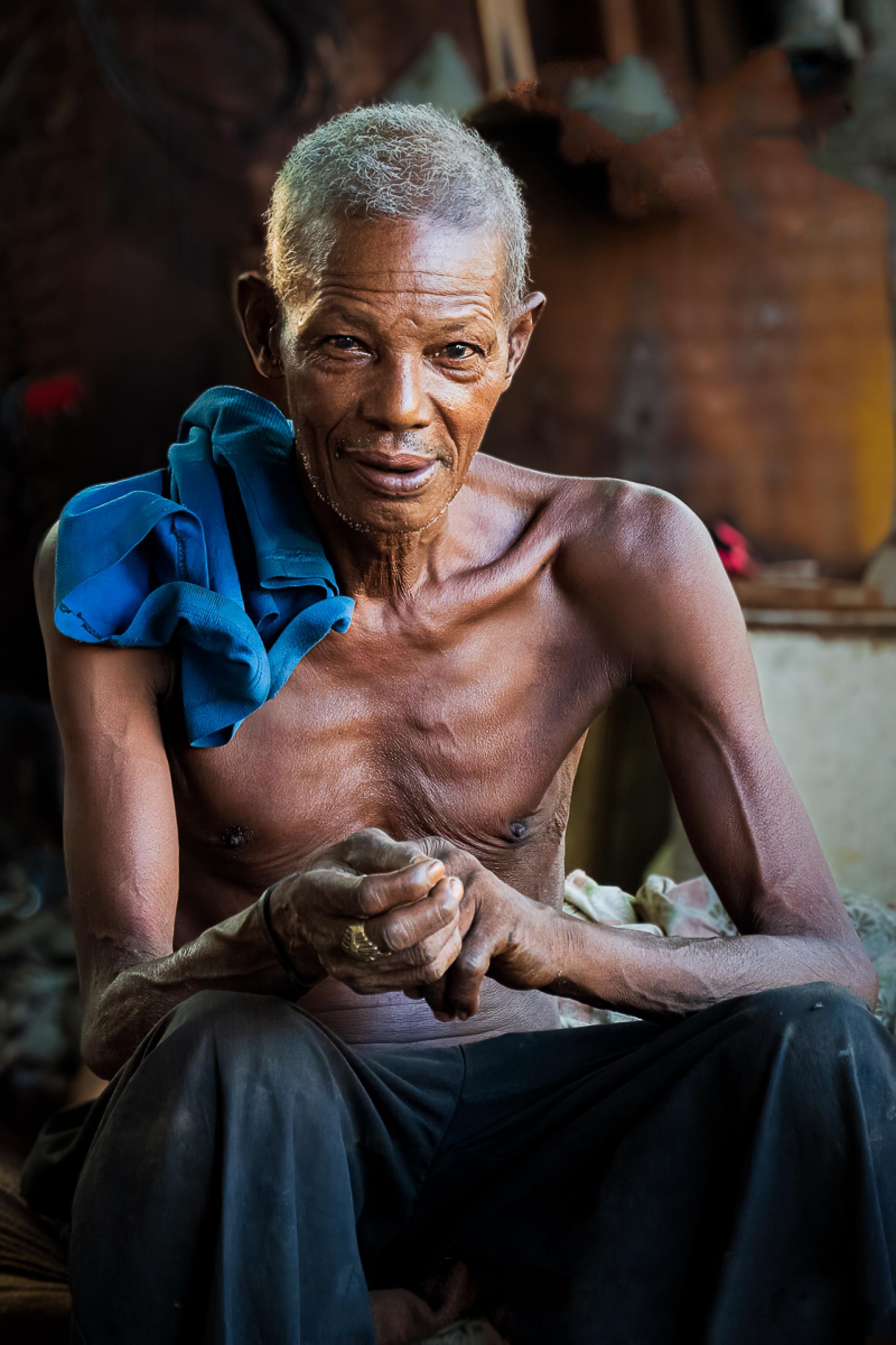 Global Photography Awards Winner - Havana Gentleman