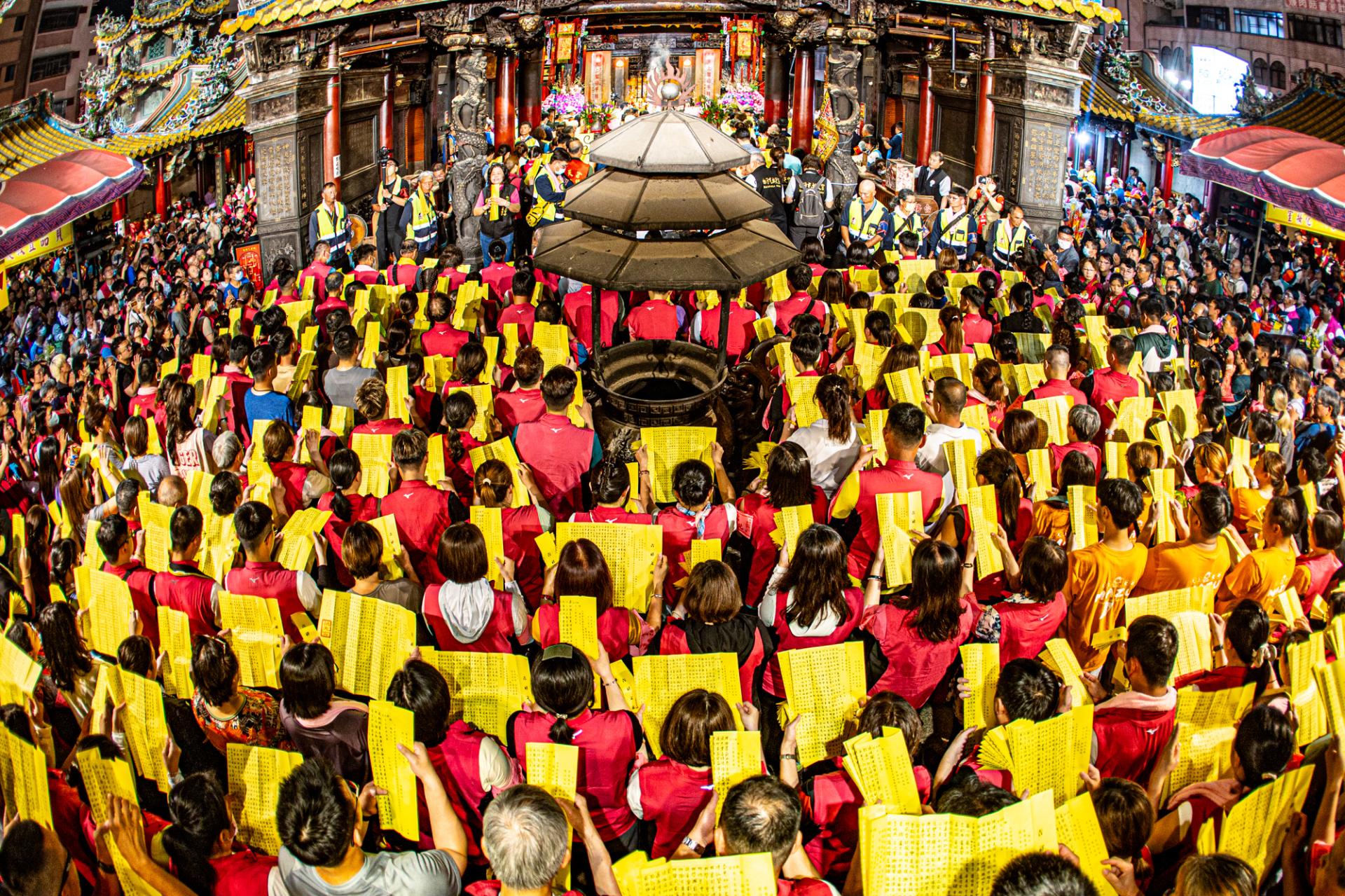 Global Photography Awards Winner - 2025 Baishatun Mazu Walking Pilgrimage