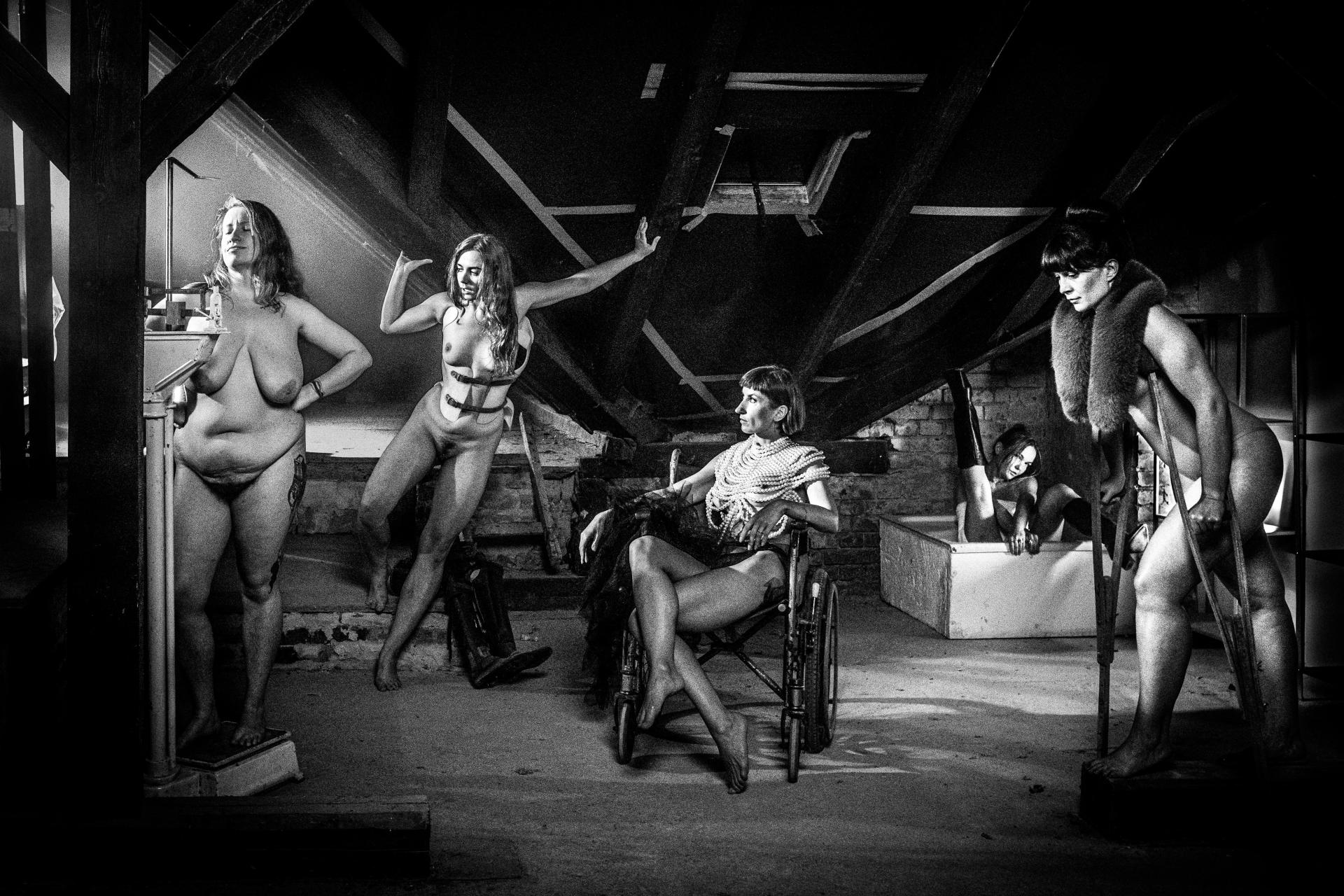 Global Photography Awards Winner - Madhouse