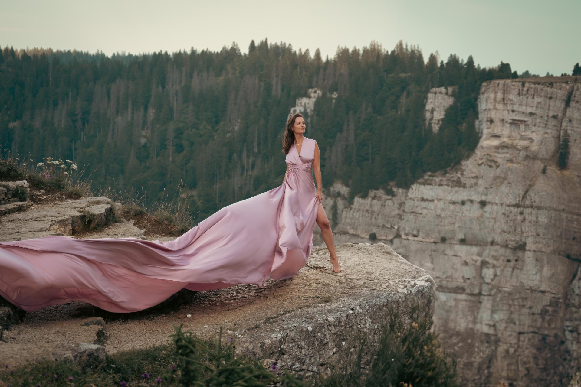 Global Photography Awards Winner - The weight she wears with grace