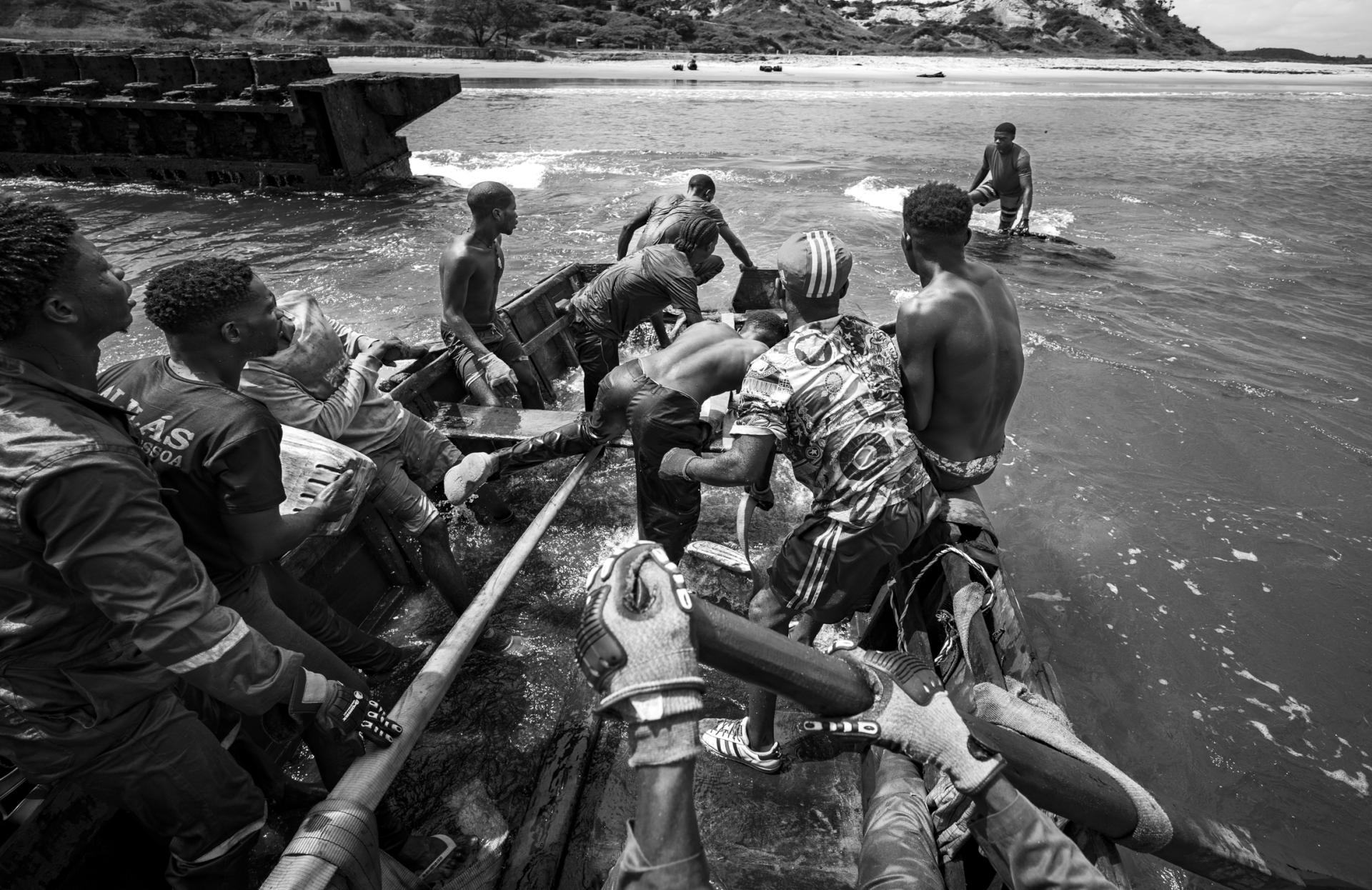 Global Photography Awards Winner - One for all, all for one