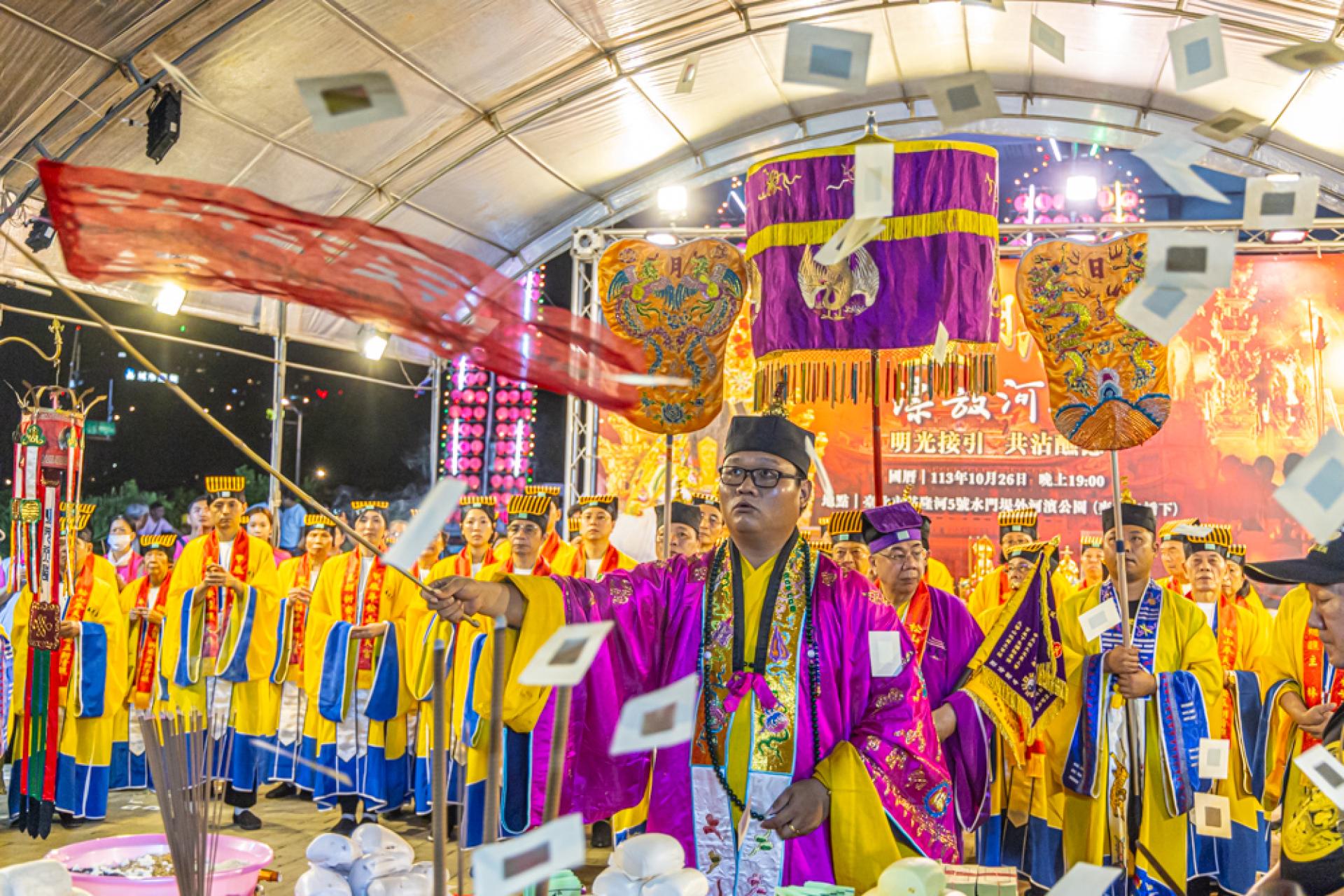 Global Photography Awards Winner - Ceremonial scenes from the Jiao Ritual