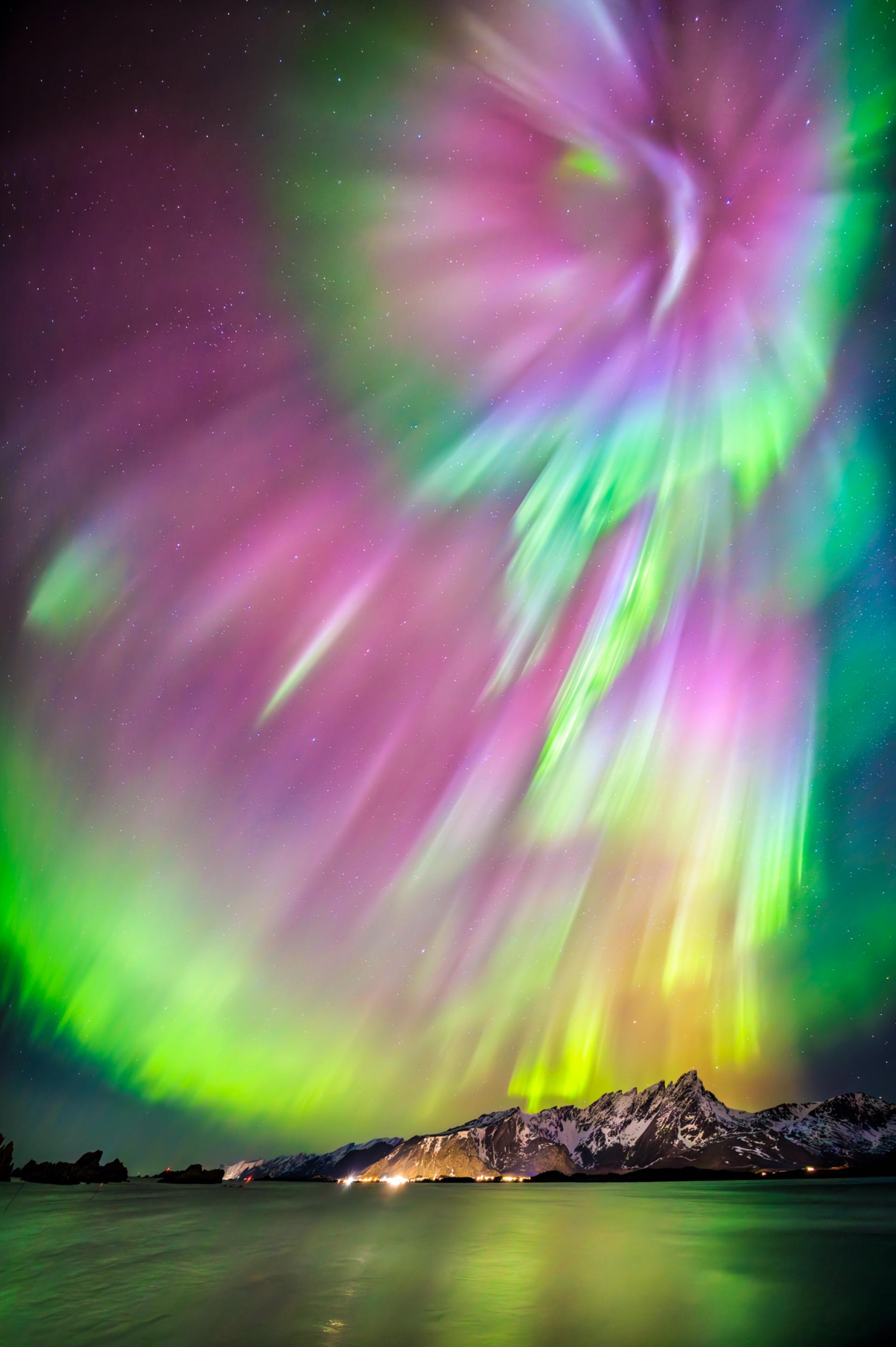 Global Photography Awards Winner - Dance of the Aurora
