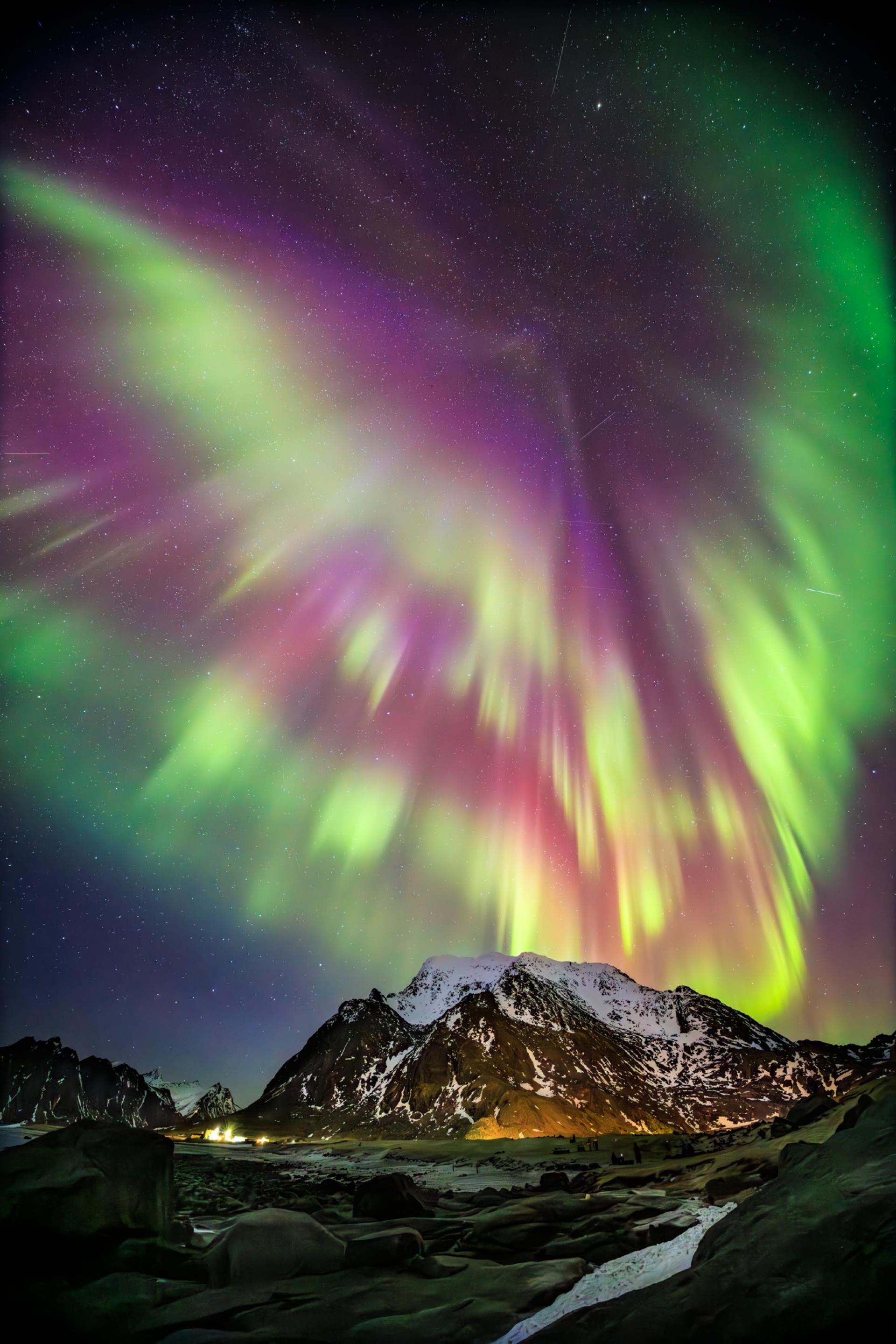 Global Photography Awards Winner - Dance of the Aurora
