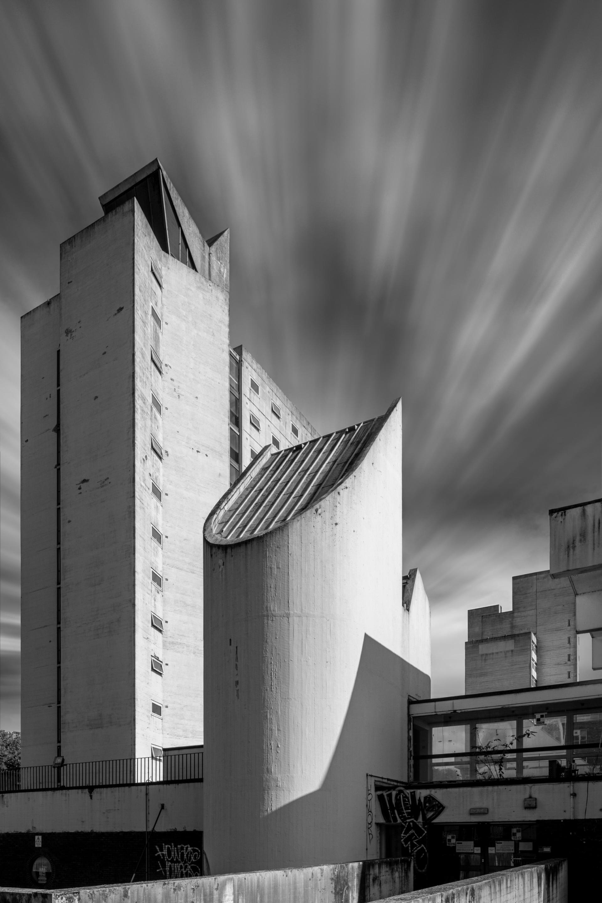 Global Photography Awards Winner - Vertical and Curved Forms — Wright Robinson Hall