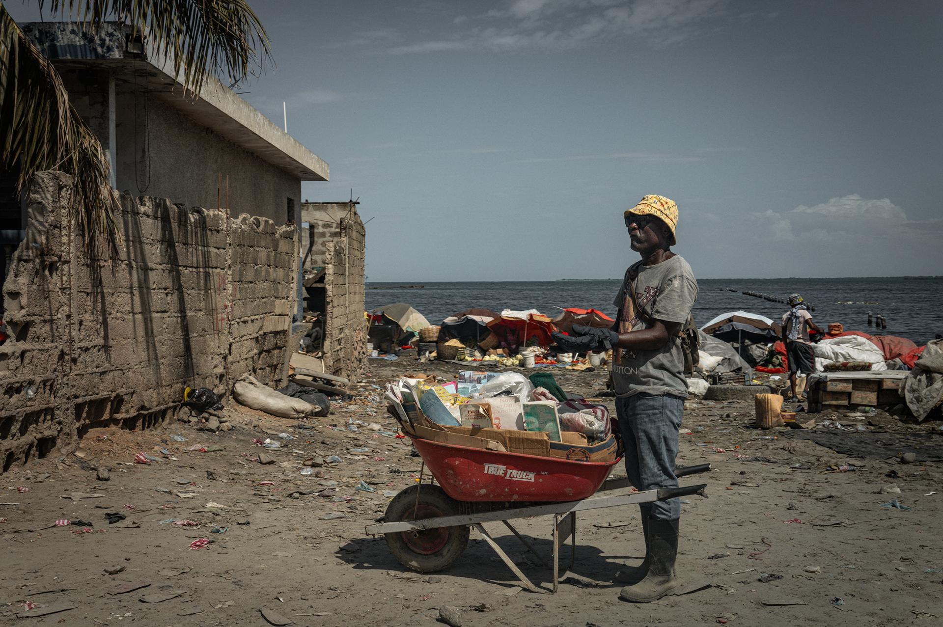 Global Photography Awards Winner - Beyond the postcard - Haiti's city of refuge
