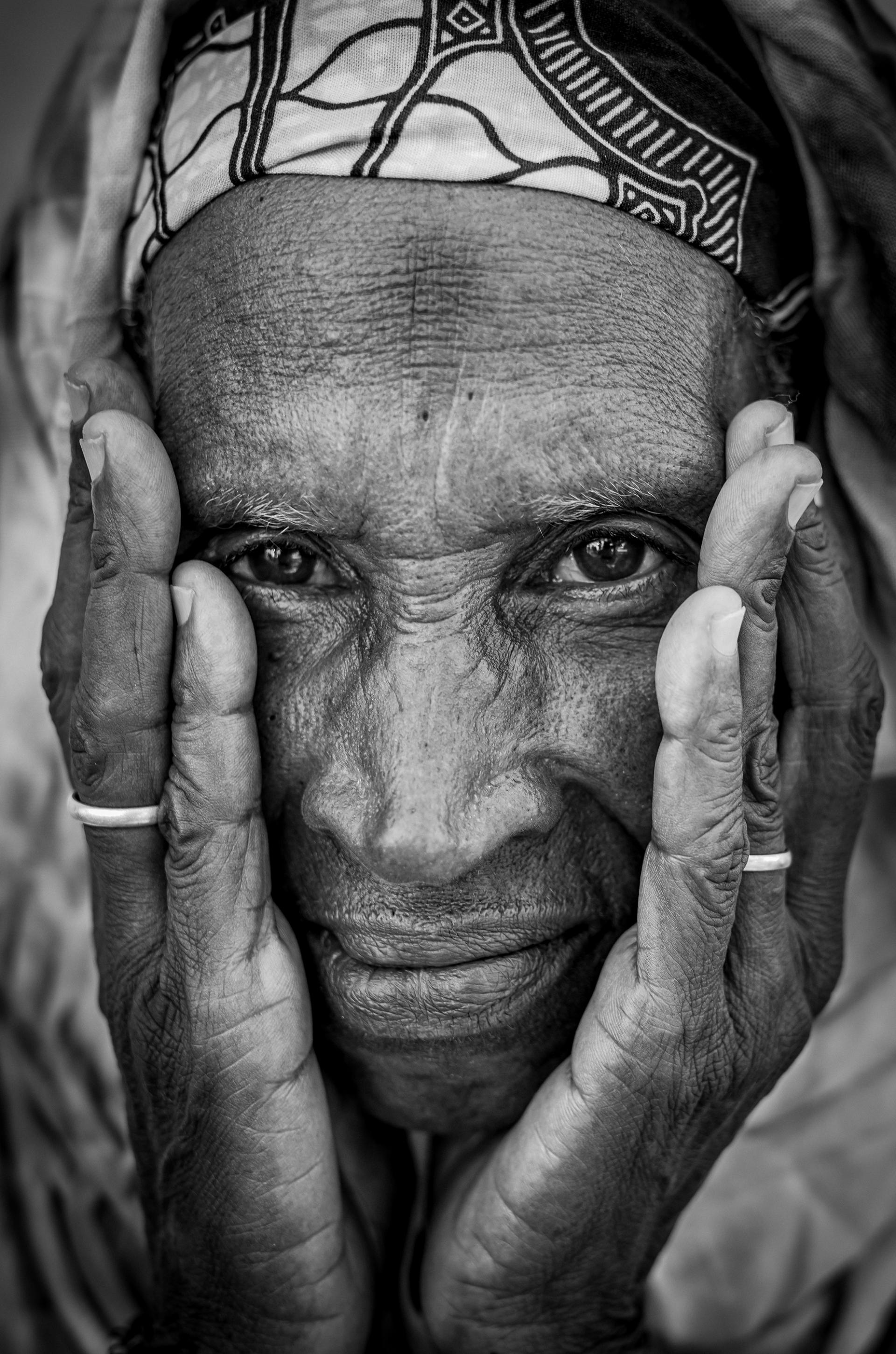 Global Photography Awards Winner - Guardians of tradition: fulani women between generations