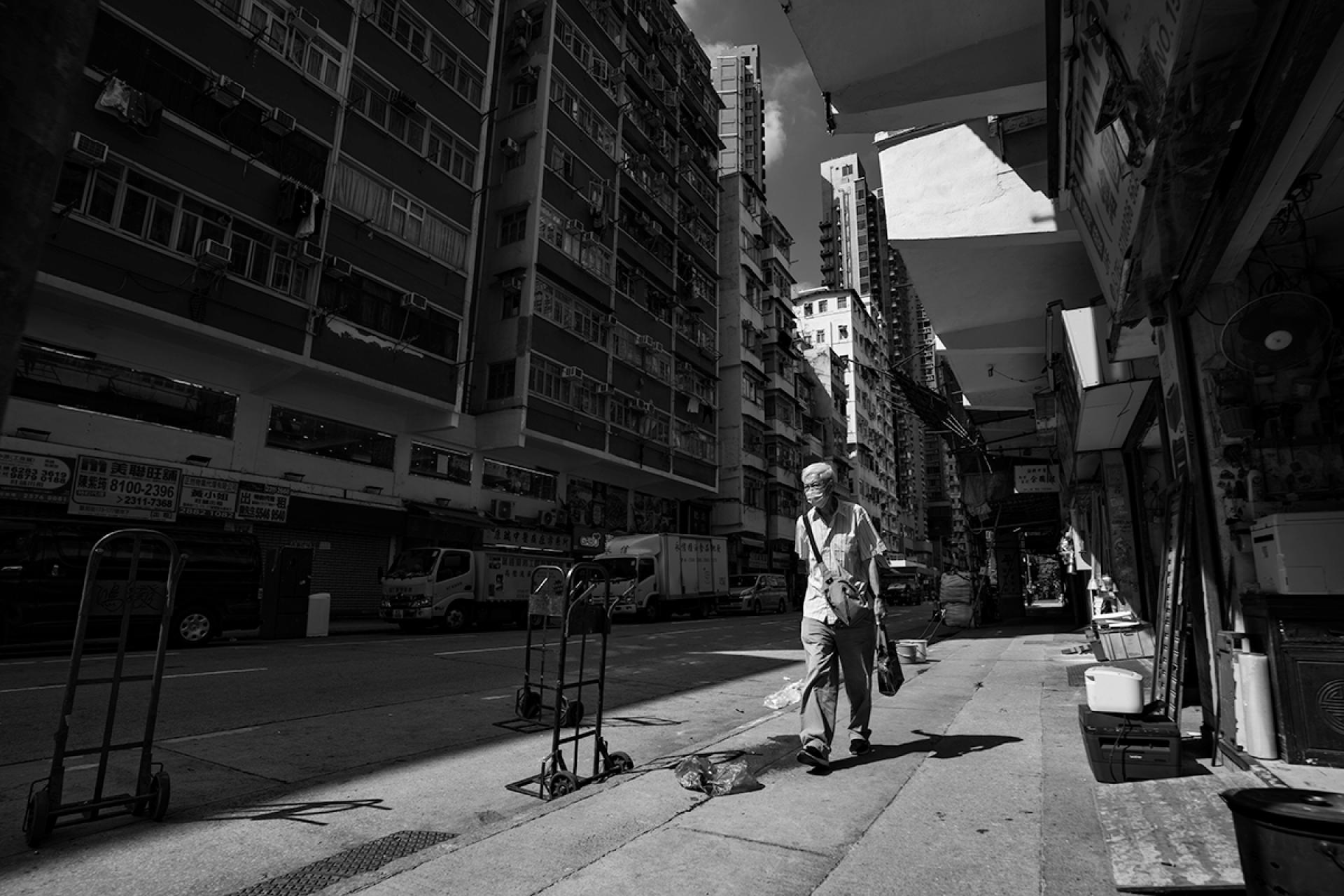 Global Photography Awards Winner - Urban Crevices