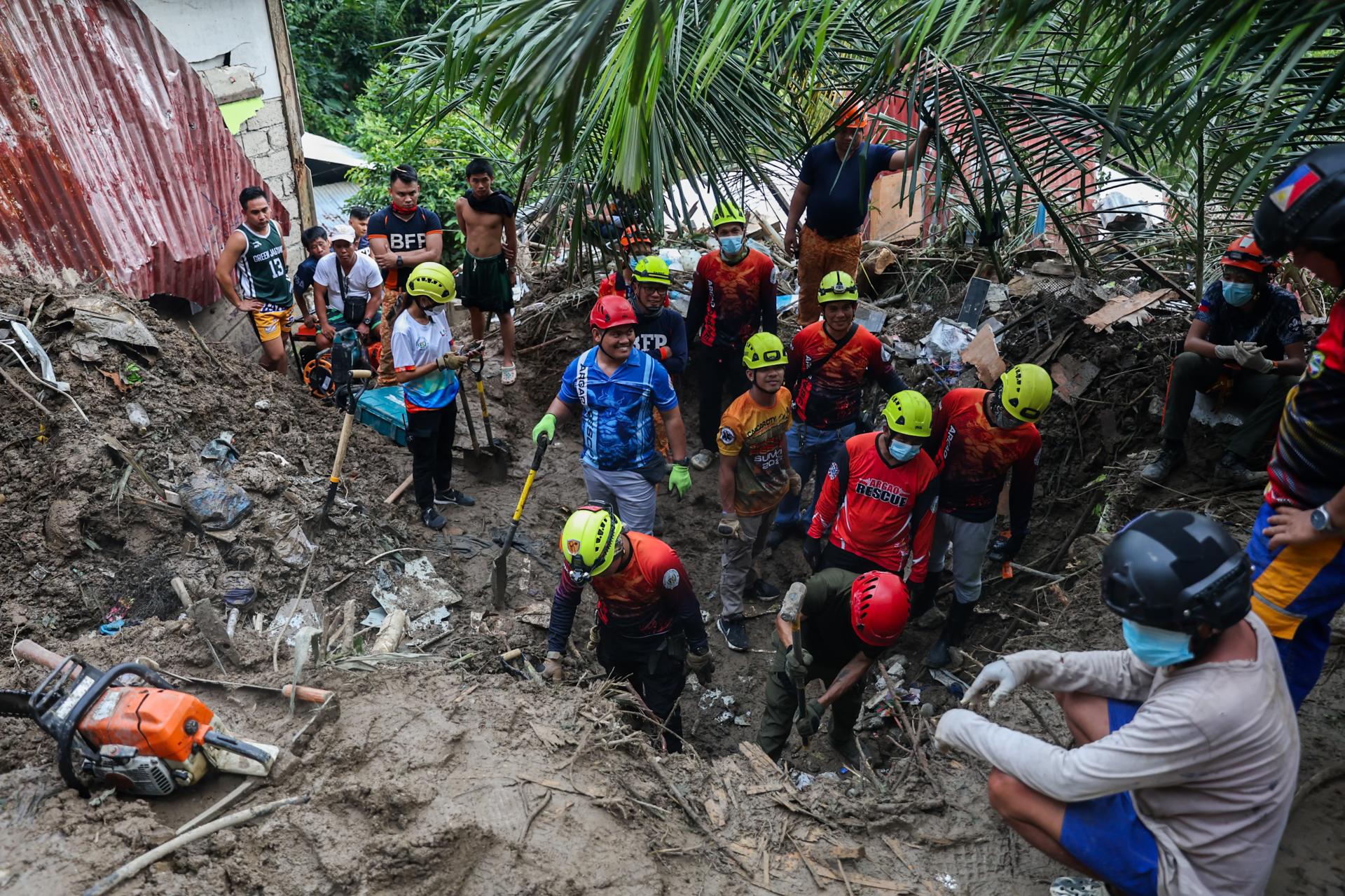 Global Photography Awards Winner - Hundreds killed by typhoon Kalmaegi in Southeast Asia