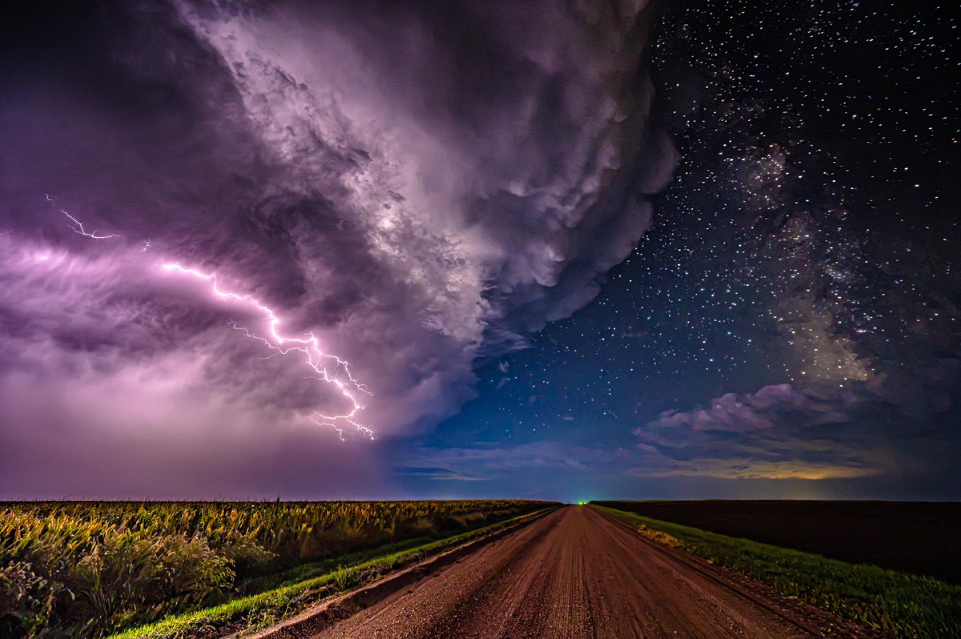 Global Photography Awards Winner - Galactic Lightning