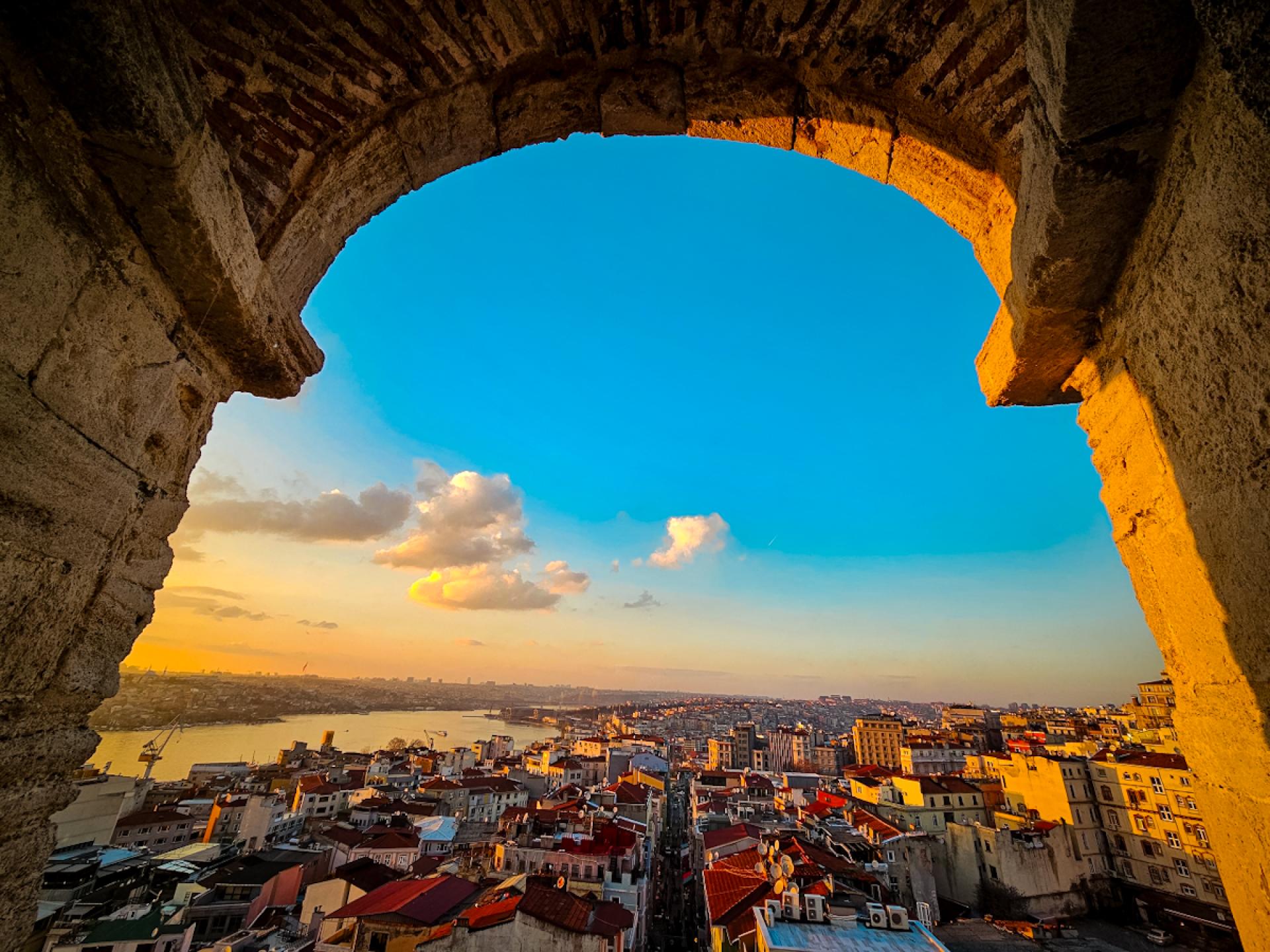 Global Photography Awards Winner - Through the Arch